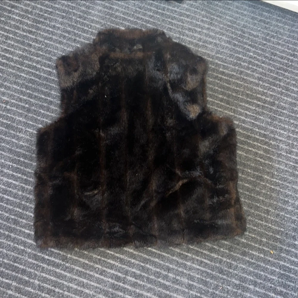 Espresso brown faux fur vest. - Picture 3 of 3
